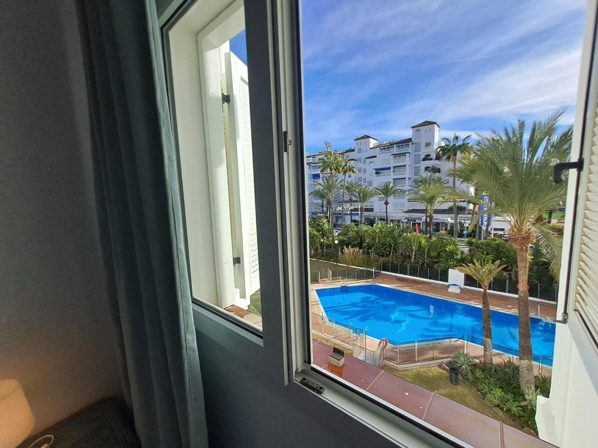 Luminous Apartment In Playas Del Duque , Puerto Banus By Holidays & Home Marbella Ngoại thất bức ảnh