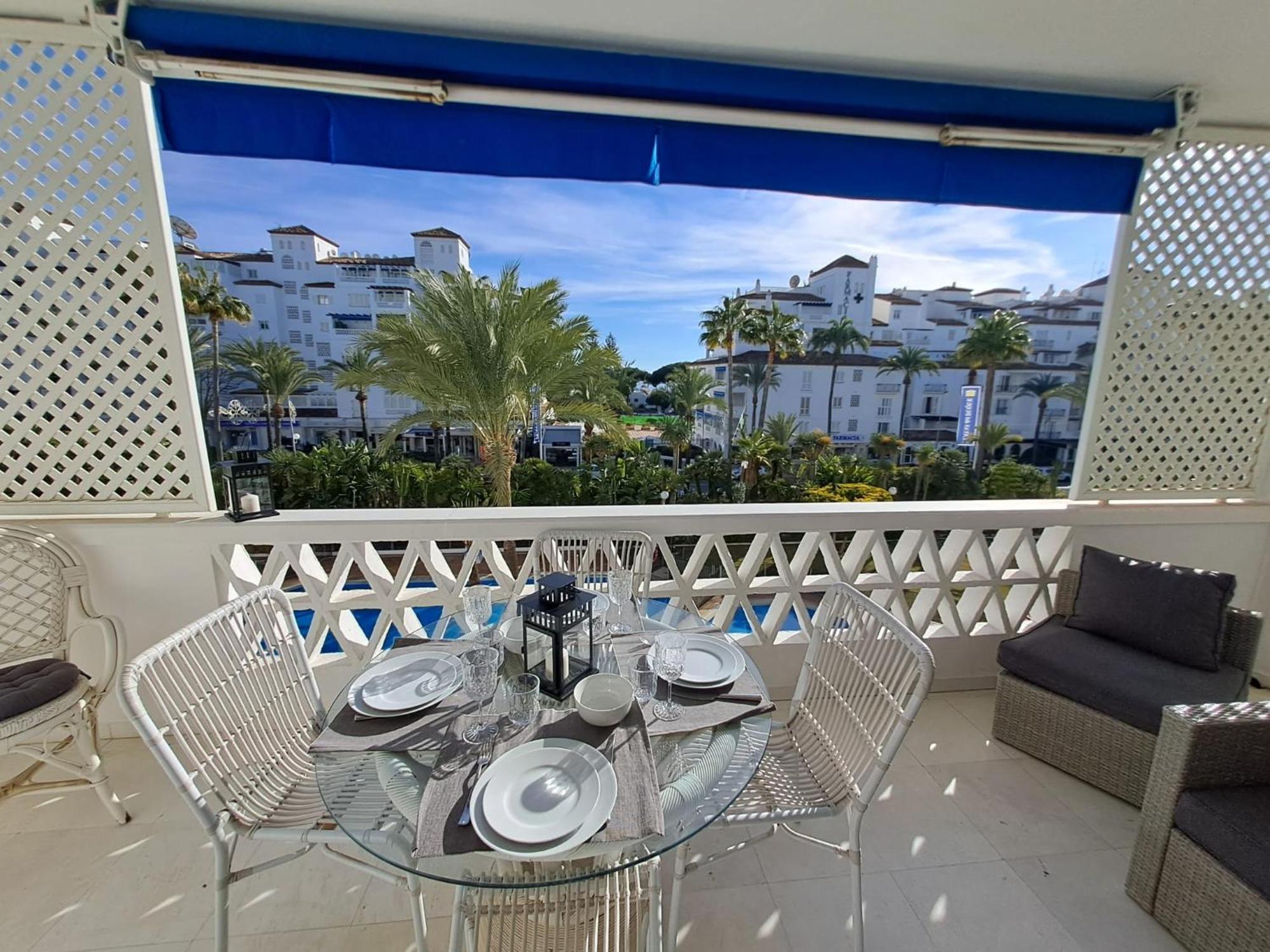 Luminous Apartment In Playas Del Duque , Puerto Banus By Holidays & Home Marbella Ngoại thất bức ảnh