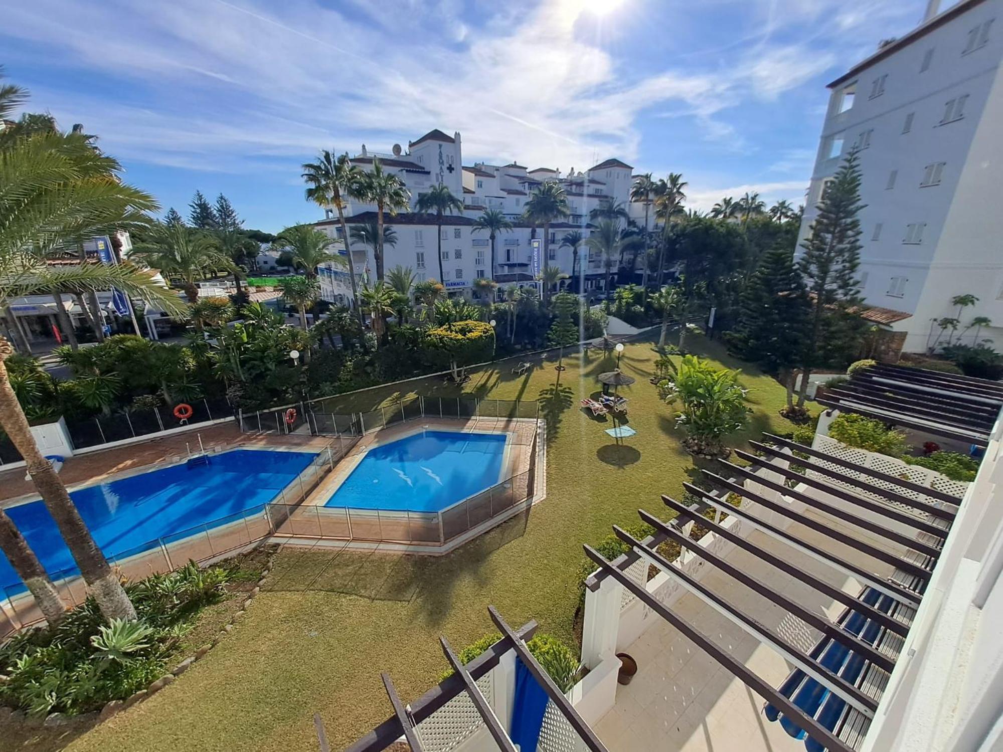 Luminous Apartment In Playas Del Duque , Puerto Banus By Holidays & Home Marbella Ngoại thất bức ảnh